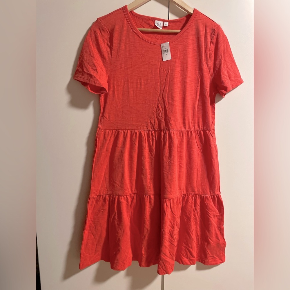 NWT- GAP short sleeve t-shirt dress… Size Small